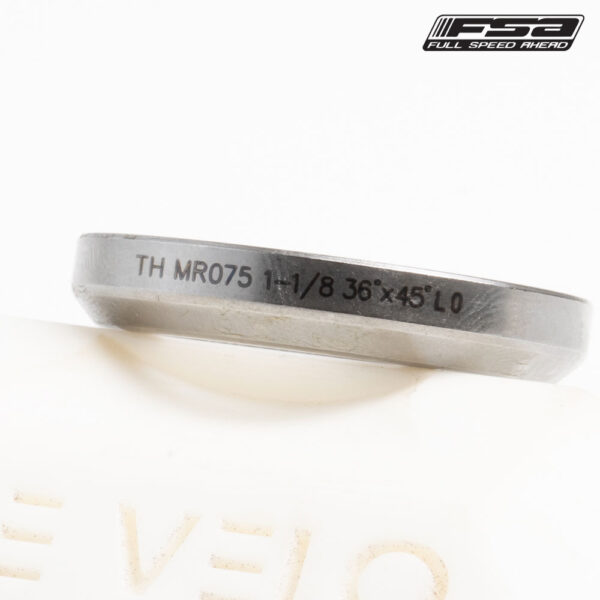 MR075 FSA (TH-800) 30.2 x 41.7 x 7.8 - 36/45